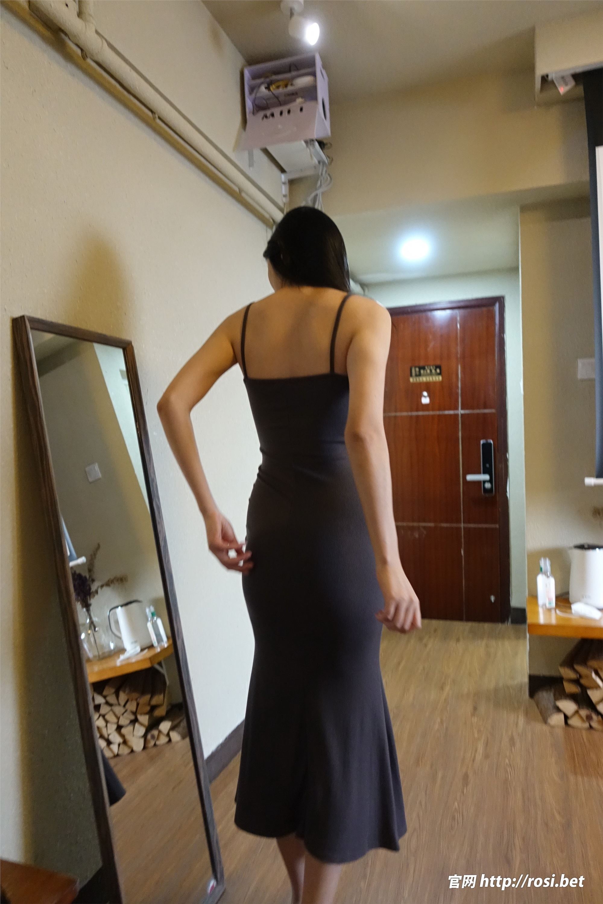 ROSI写真 2023.10.17 NO.4334